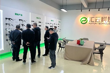 樂(lè)清市常委副市長(zhǎng)葉序鋒一行蒞臨我司調(diào)研指導(dǎo)
